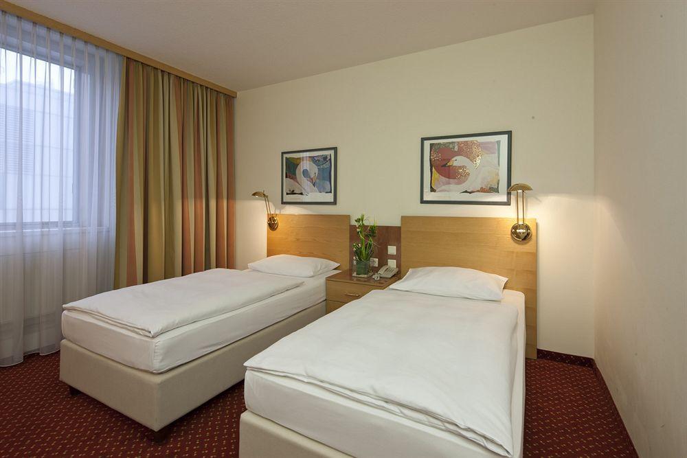 Austria Trend Hotel Salzburg West Himmelreich Quarto foto