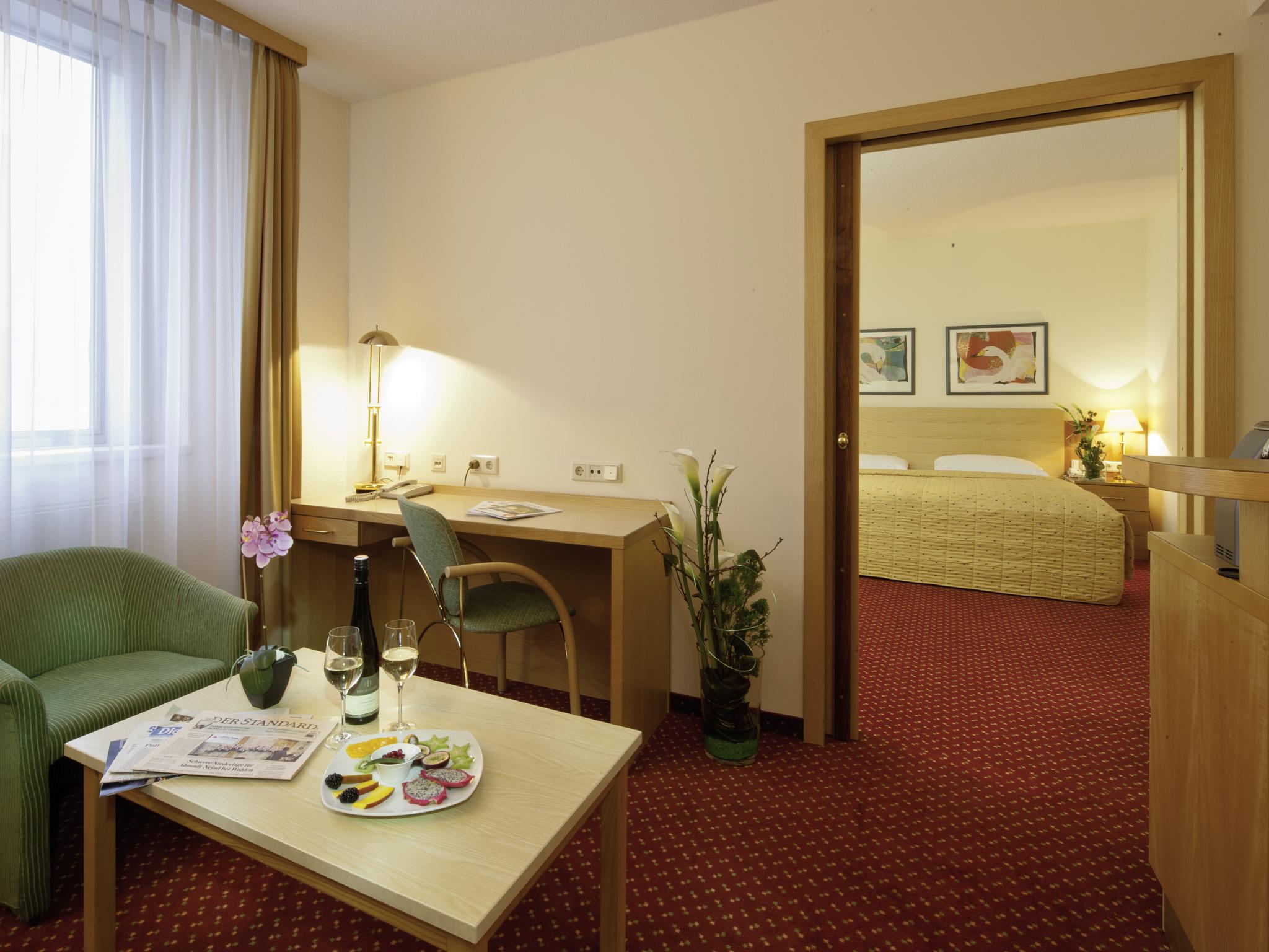 Austria Trend Hotel Salzburg West Himmelreich Exterior foto